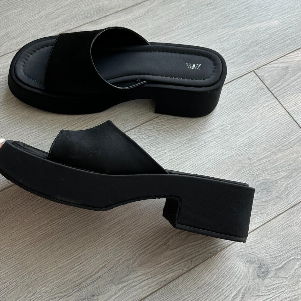 ZARA CHUNKY SATIN SANDLES SIZE 41